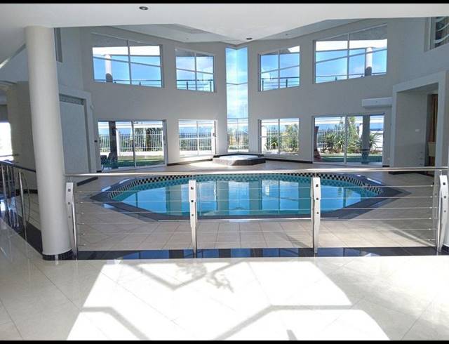 5 BEDROOM HOUSE FOR SALE IN OSLO BEACH